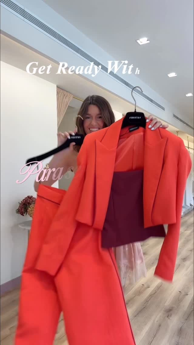 Post 3 by Victoria on Instagram (video)
