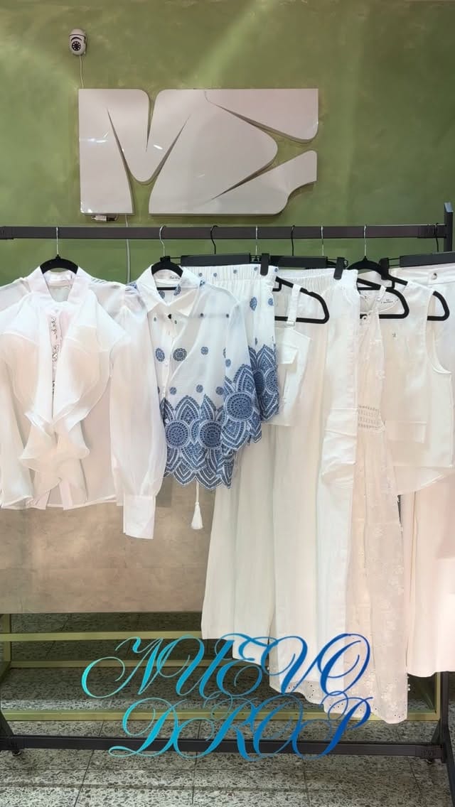 Post 6 by Me shop on Instagram (video)