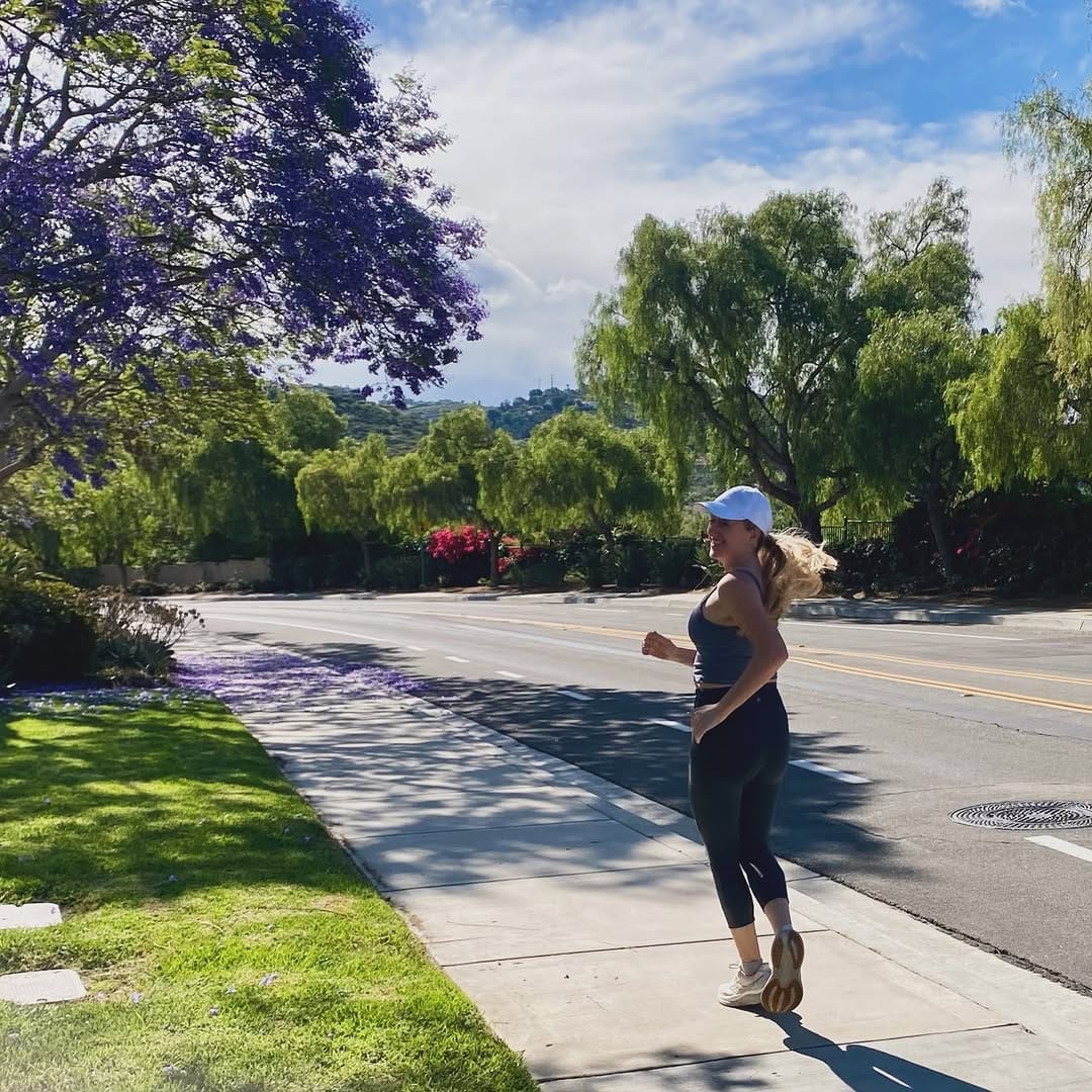 Post 4 by Tessa Noel on Instagram (image)