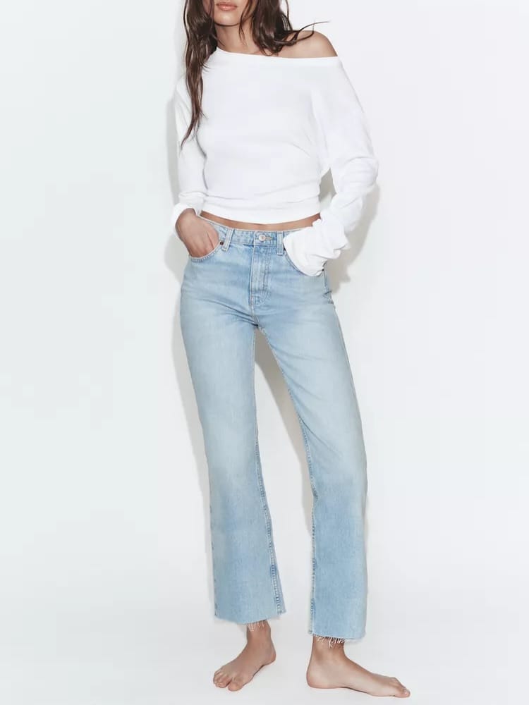 Post 9 by Onana | Womenswear on Instagram (carousel)