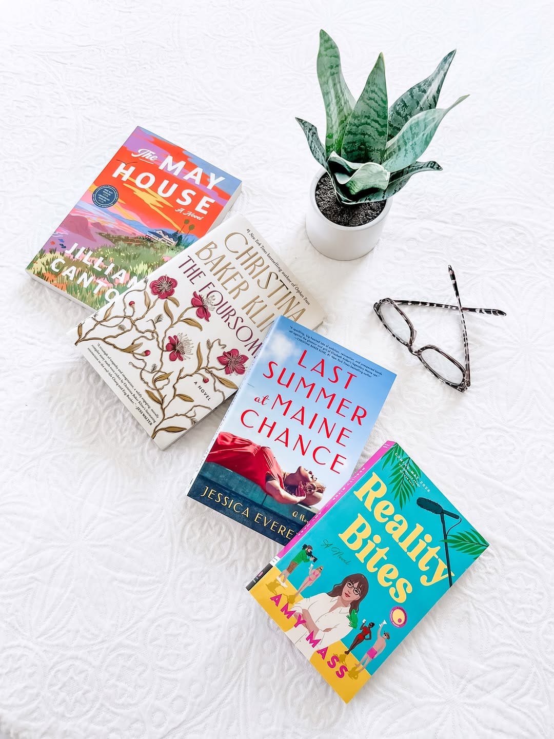 Post 5 by Andrea Lowry | Bookstagram on Instagram (image)