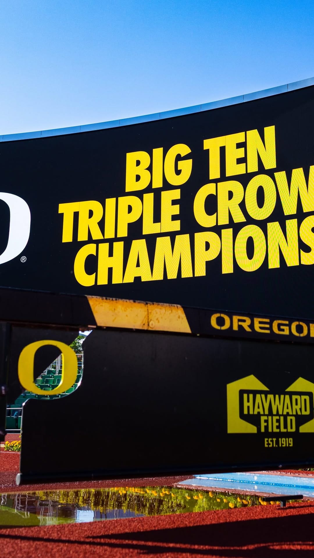 Post 1 by Oregon Ducks on Instagram (video)