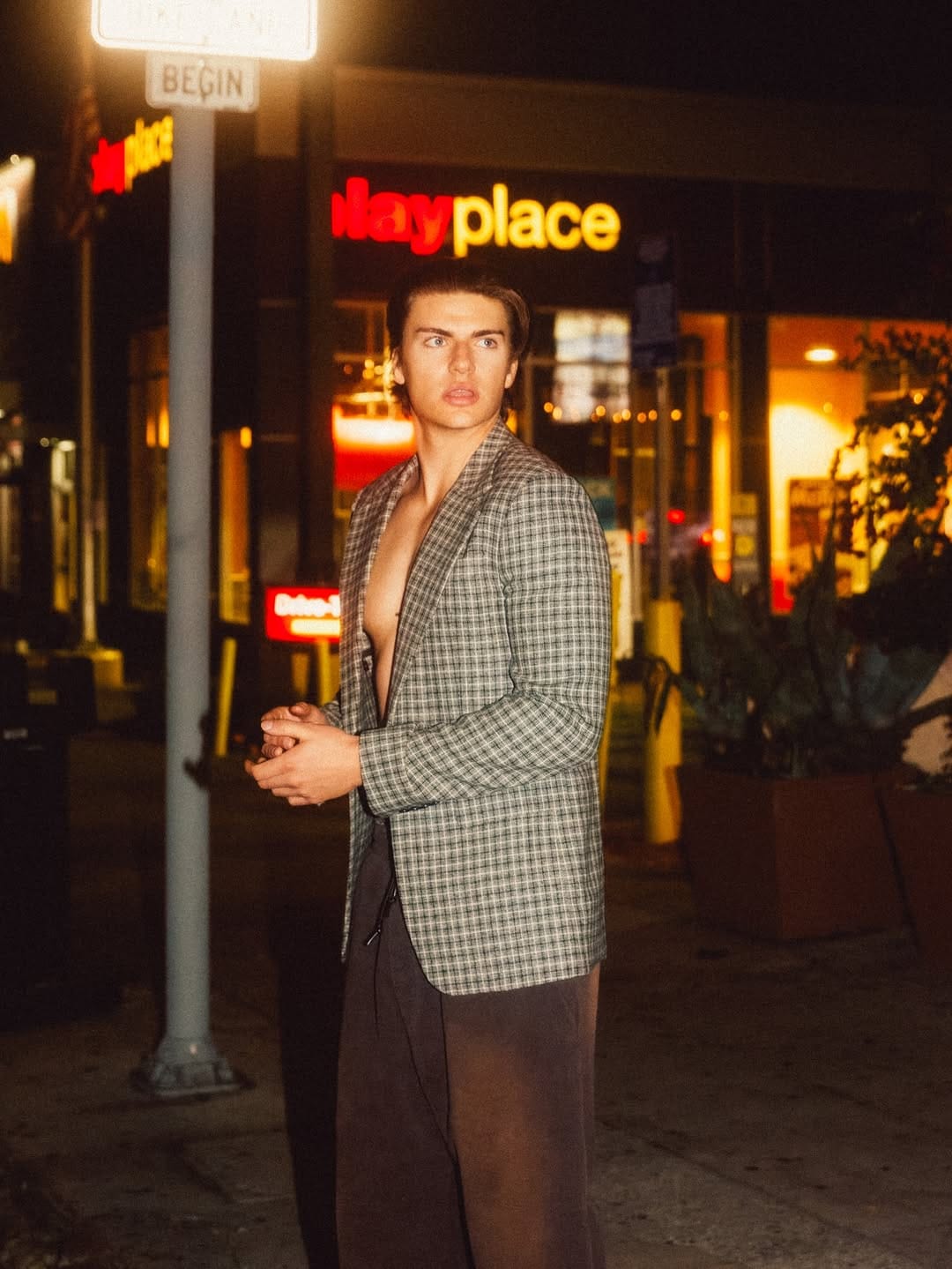 Post 5 by Cristian on Instagram (carousel)