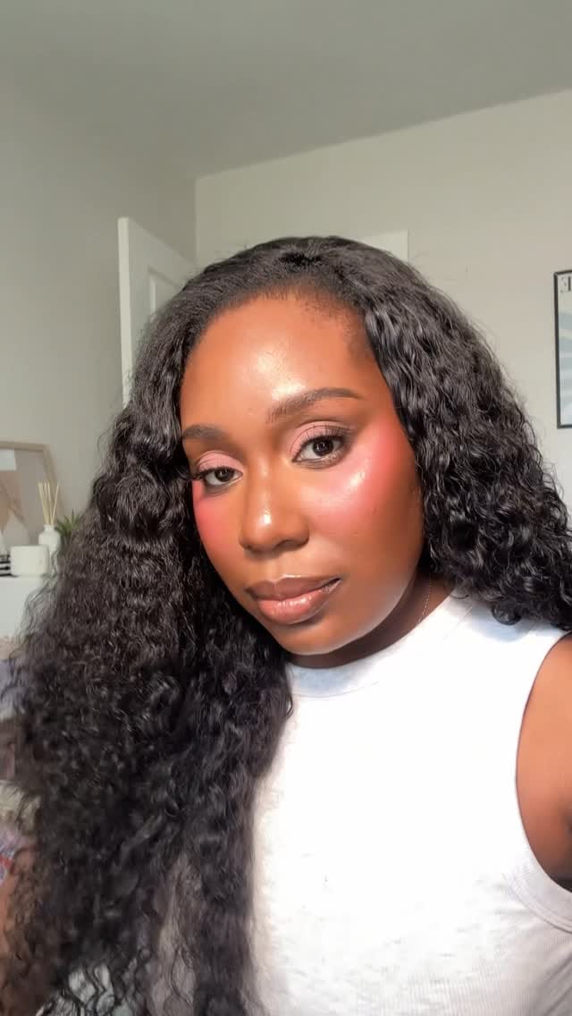 Post 10 by Oyin Kaz on Instagram (video)