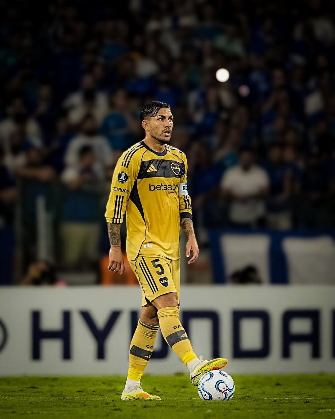 Post 4 by Leandro Paredes on Instagram (carousel)