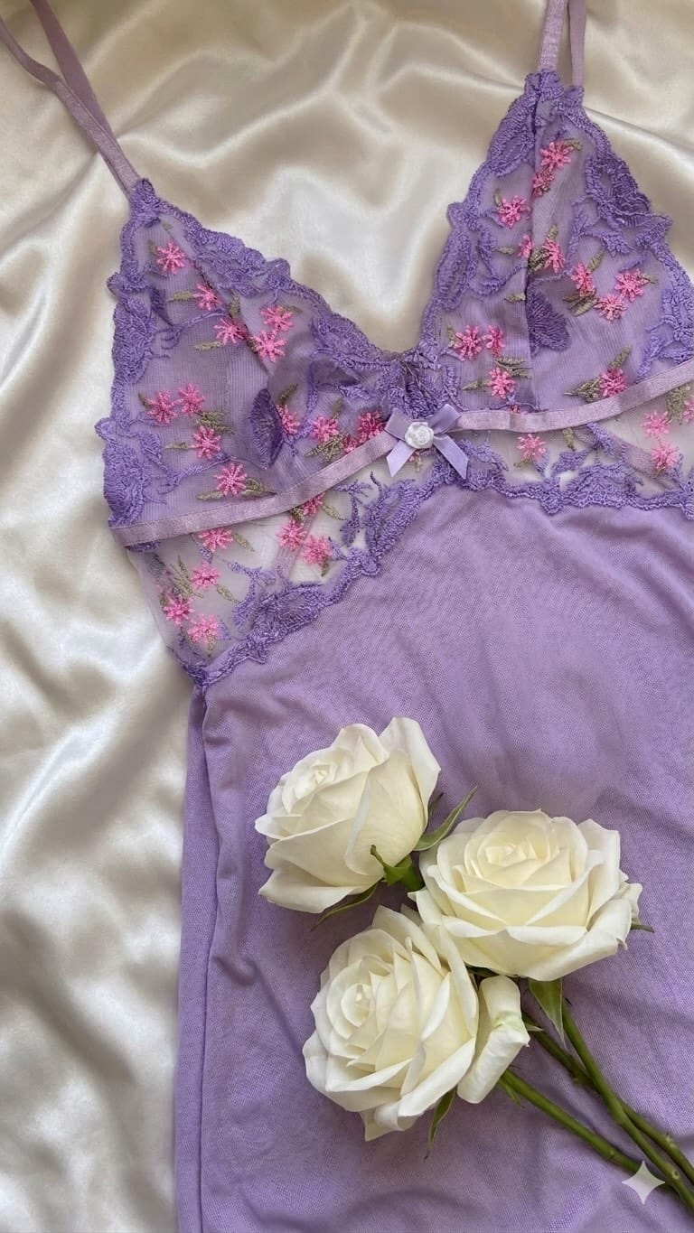 Post 7 by Estela Evelyn M on Instagram (video)