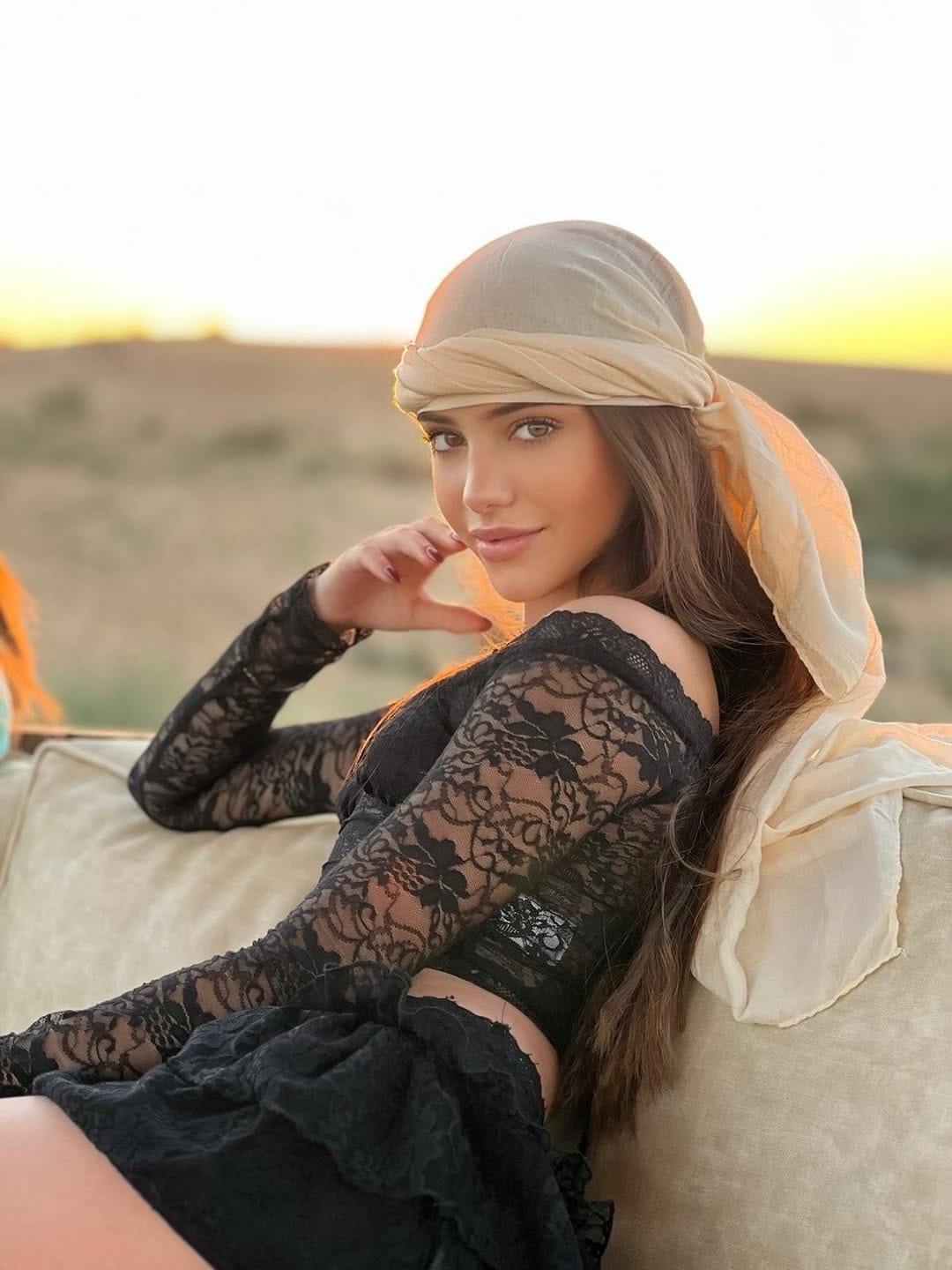 Post 9 by Mila ❤️ on Instagram (carousel)