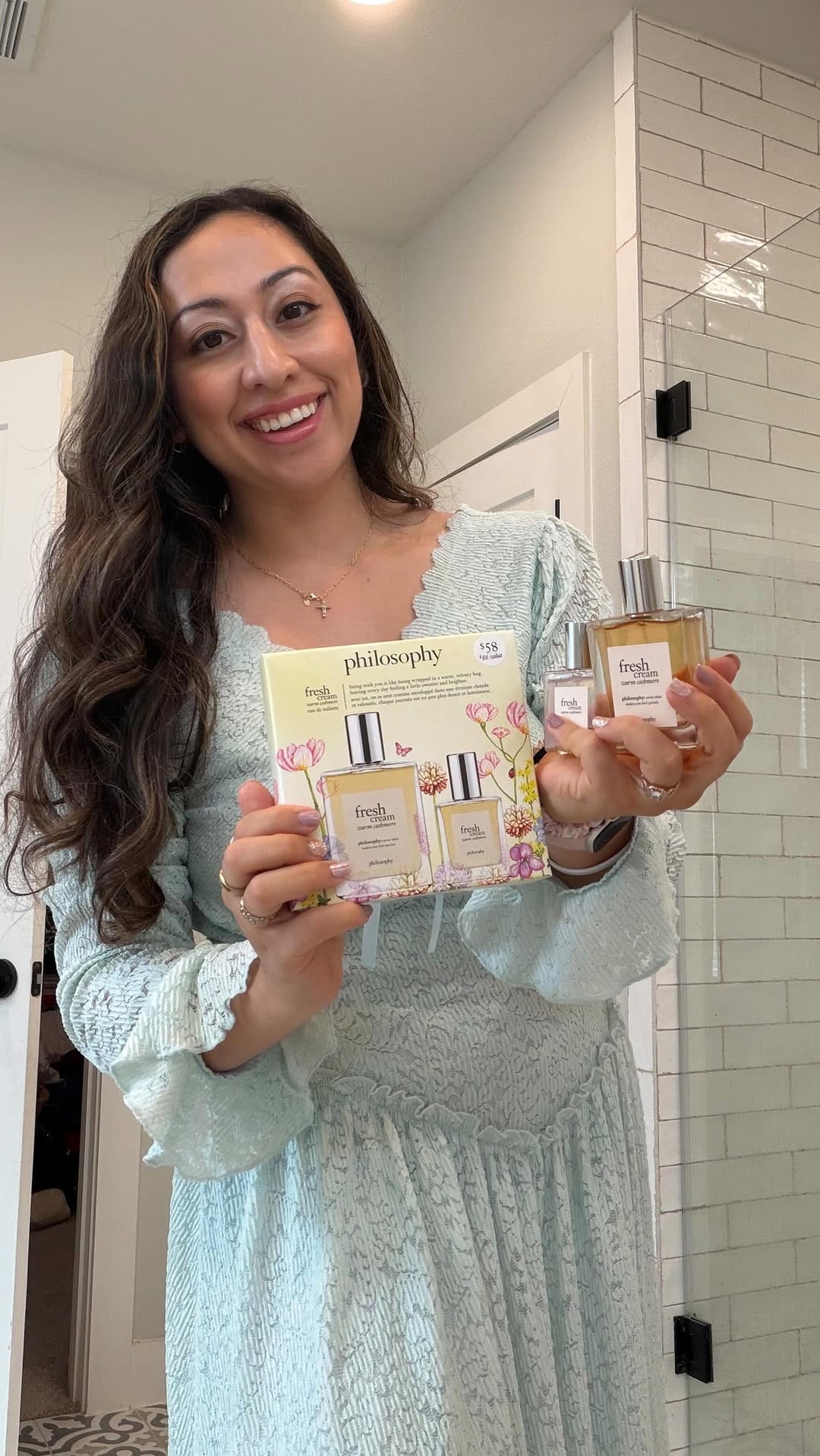 Post 8 by Victoria Sophia Belliston on Instagram (video)