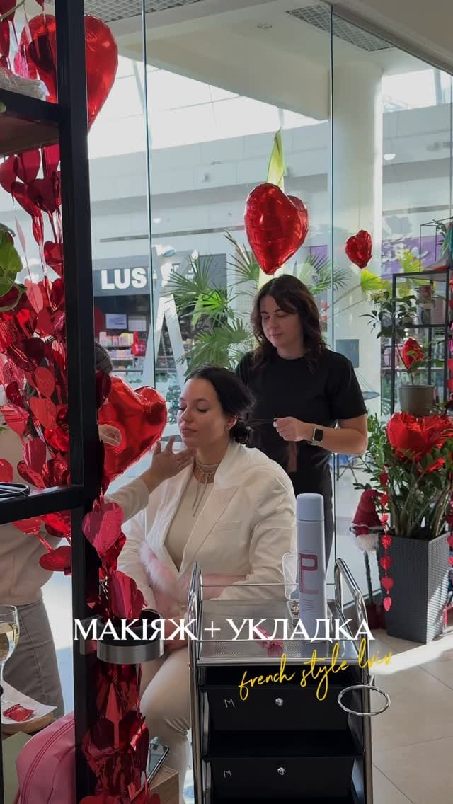 Post 1 by Студія краси Львів | манікюр | фарбування | брови | вії on Instagram (video)