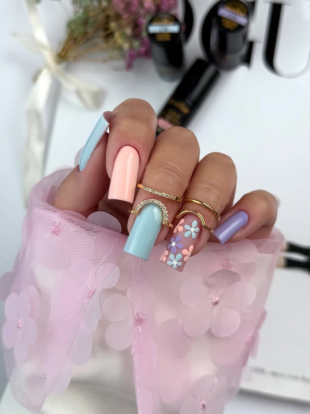 Post 10 by KLAUDIA | NAIL DESIGNER | NAIL ART on Instagram (carousel)