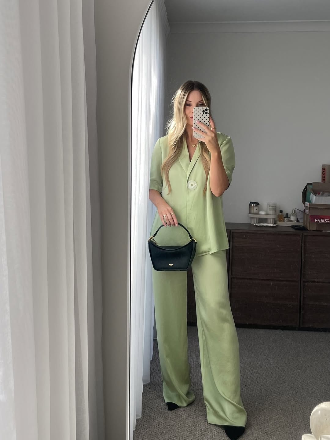 Post 5 by Isabella Wears on Instagram (carousel)