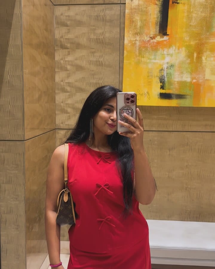 Post 6 by Pragati✨ on Instagram (carousel)