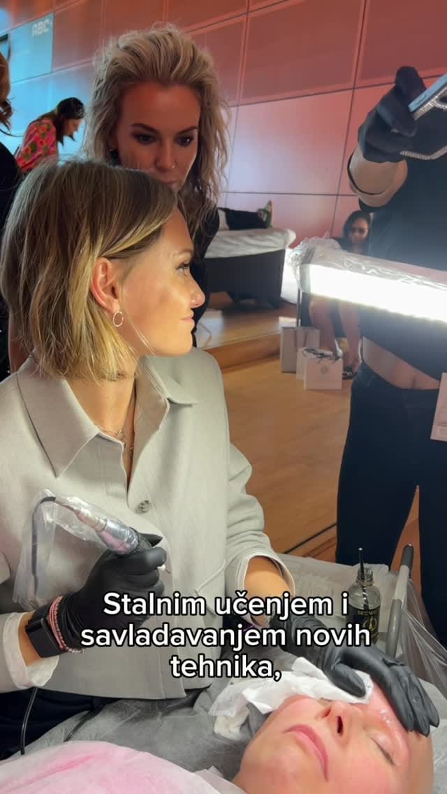 Post 10 by Trajna šminka|Kursevi|edukacije|puder obrve|usne|eyeliner|Šabac on Instagram (video)