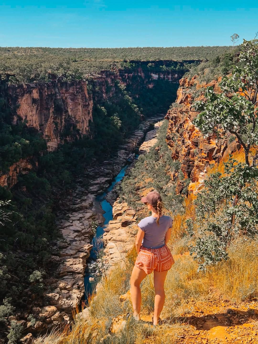 Post 9 by Rachel Holliday 🦋 Solo travel & outdoor adventure on Instagram (carousel)