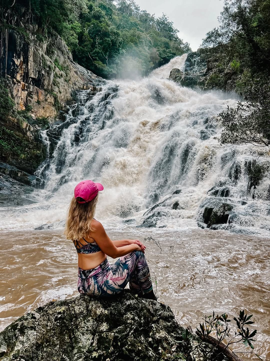 Post 5 by Rachel Holliday 🦋 Solo travel & outdoor adventure on Instagram (carousel)