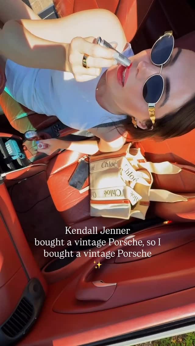 Post 5 by Victoria Underwood on Instagram (video)
