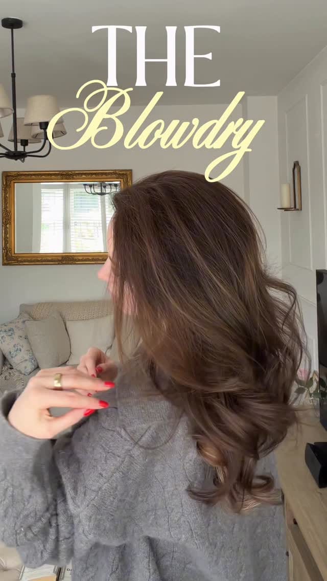 Post 3 by Victoria Underwood on Instagram (video)