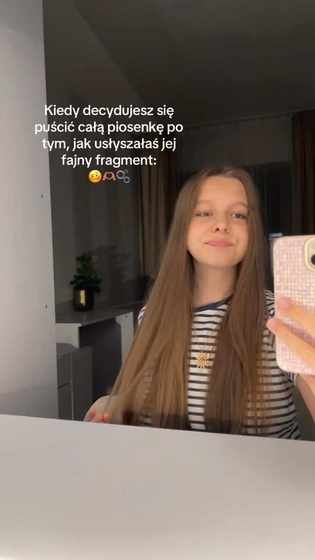 Post 6 by 𝒲𝒾𝓀𝓉𝑜𝓇𝒾𝒶 𝒮𝒶𝓁𝒶𝓅𝒶𝓉˚｡⋆🎀˚ on Instagram (video)