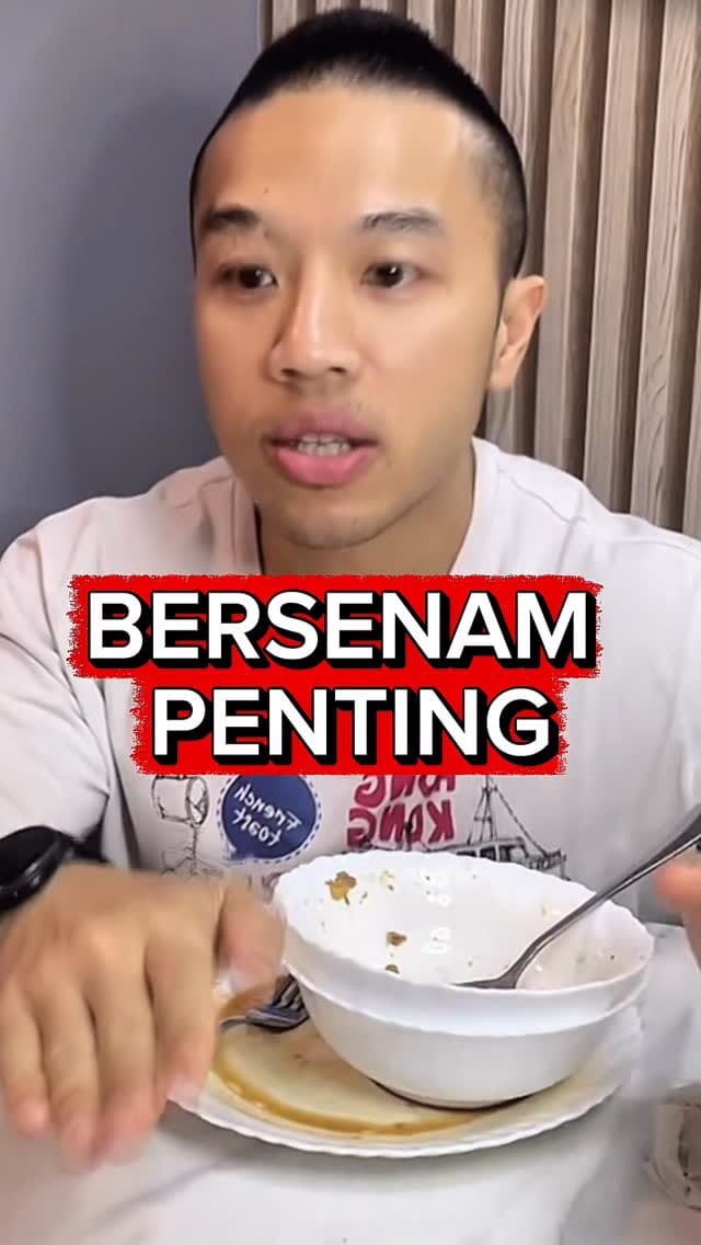 Post 5 by Kam Izzwan | Lose Fat With Me on Instagram (video)