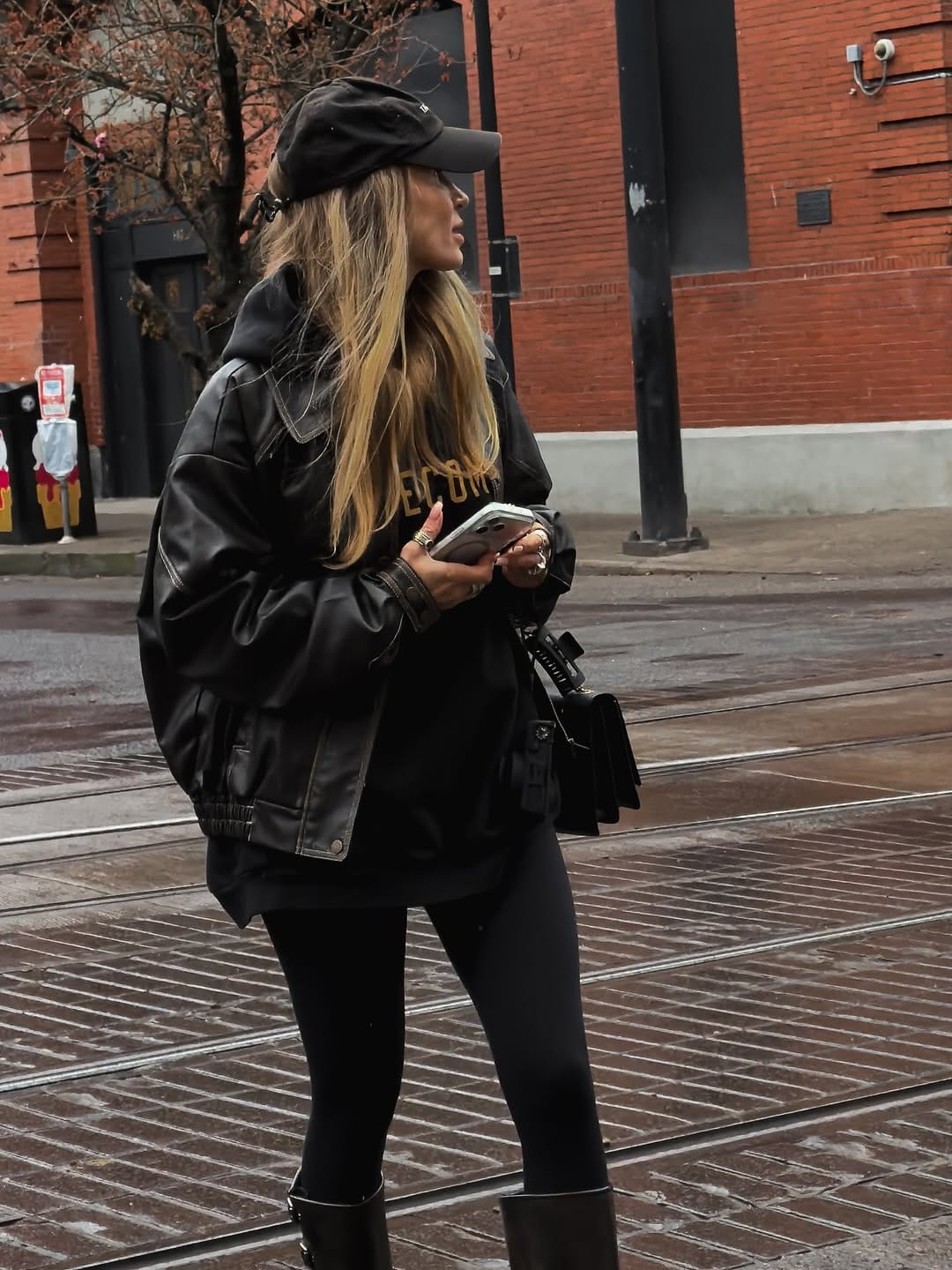 Post 9 by Viktoriia Zorina | LA | Influencer | Content creator on Instagram (carousel)