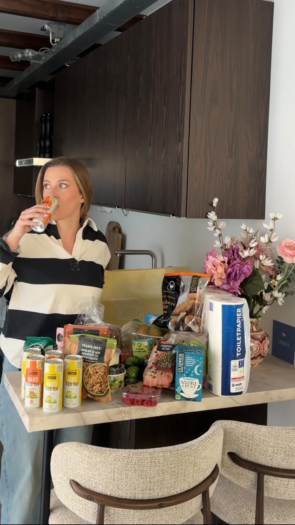 Post 9 by Victoria Vermeer on Instagram (video)