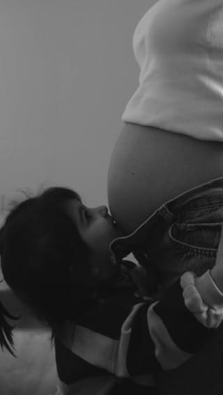 Post 2 by Katerina Kavakloglou on Instagram (video)