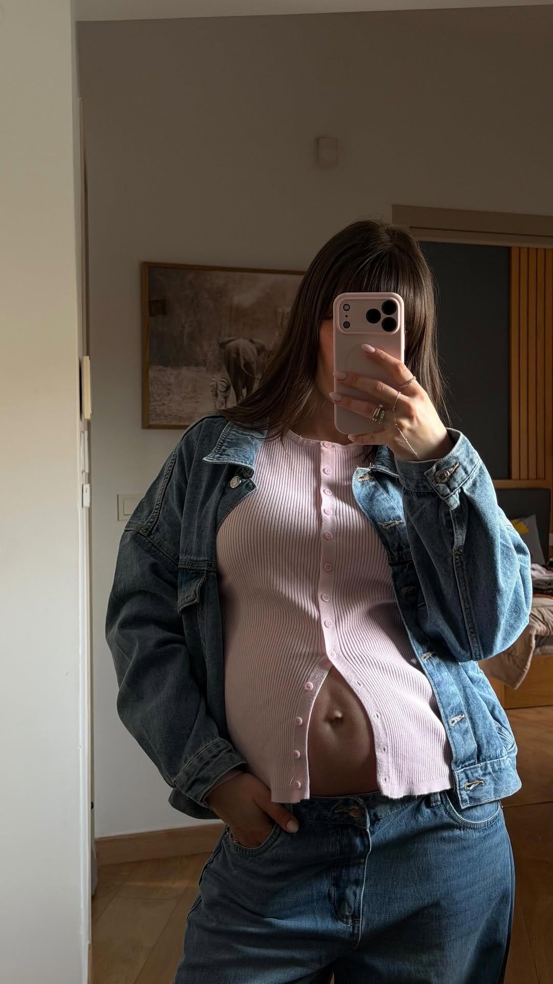Post 8 by Katerina Kavakloglou on Instagram (video)