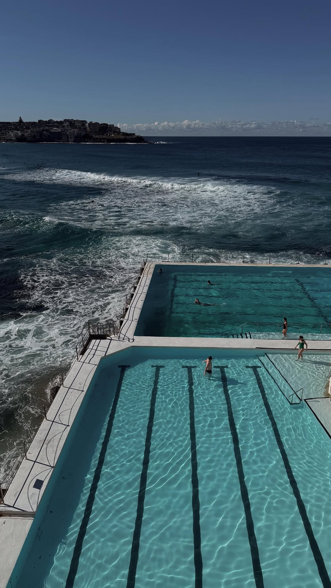 Post 5 by J O S I E  B A R B E R on Instagram (video)