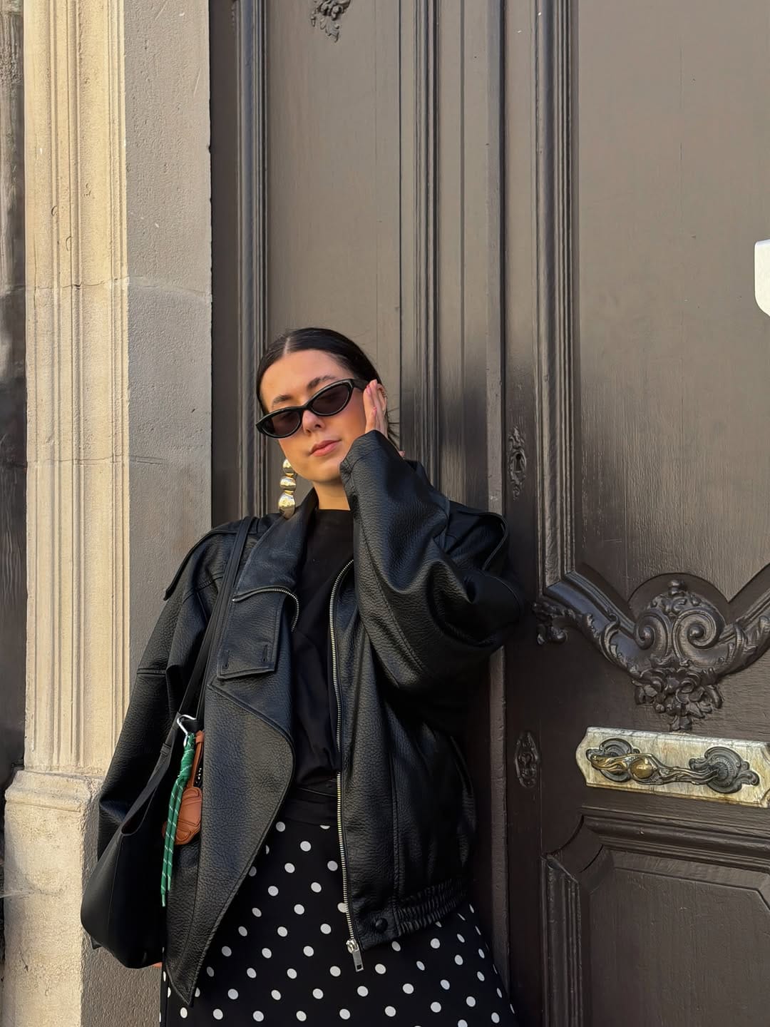 Post 4 by Victoria 🐜| MINIMALIST FASHION on Instagram (carousel)