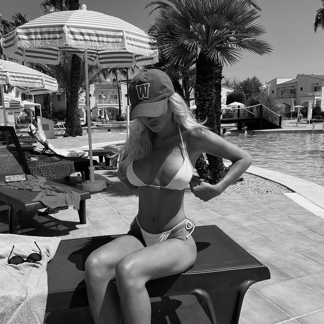 Post 2 by Victoria Cramer Stoltz Schou on Instagram (carousel)