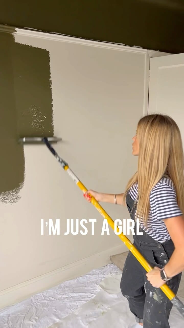 Post 7 by Alex Richards on Instagram (video)