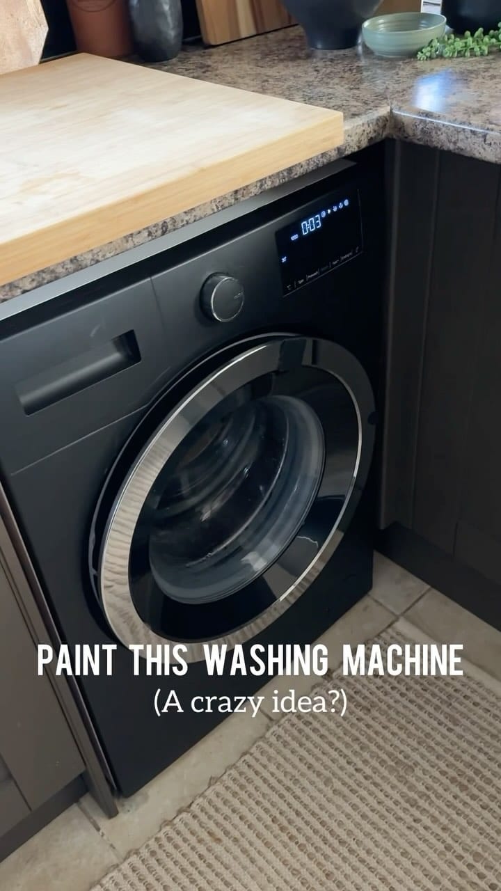 Post 3 by Alex Richards on Instagram (video)