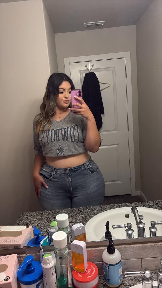 Post 2 by Victoria Rodriguez on Instagram (video)
