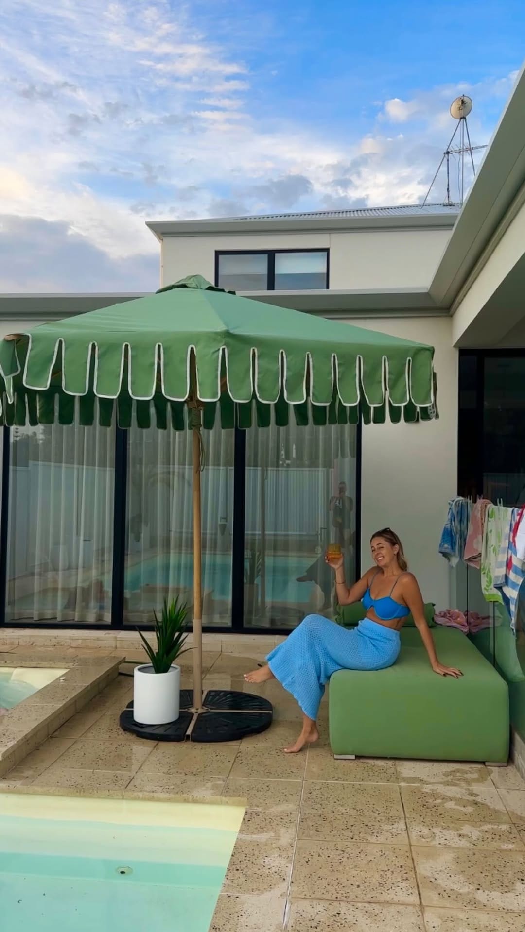 Post 2 by HAYLEY BERLINGERI on Instagram (video)