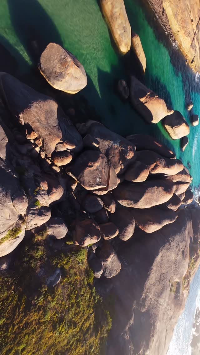 Post 3 by Franco Reñones | Australia on Instagram (video)