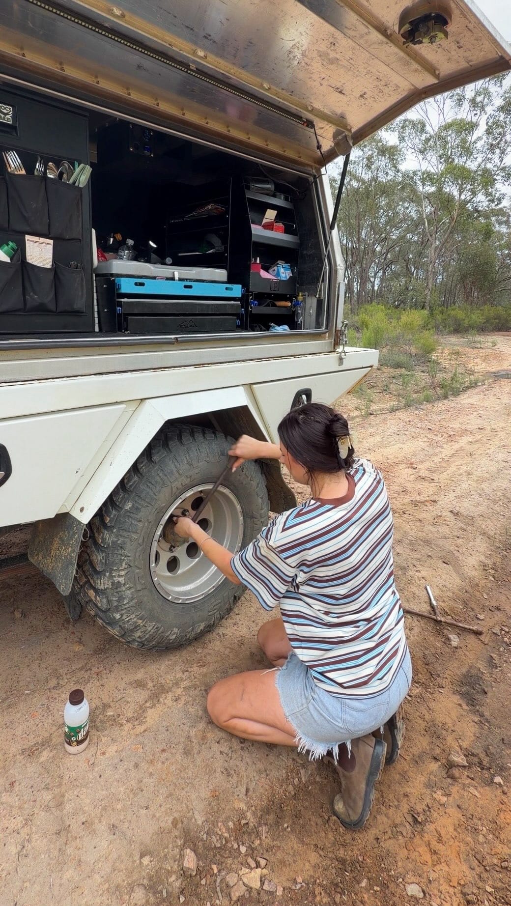 Post 1 by Megs Lawrence on Instagram (video)