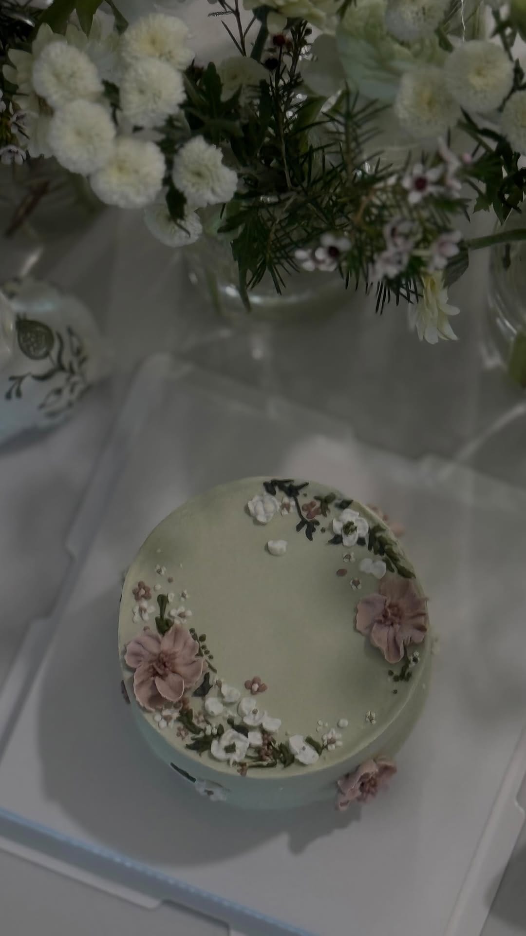 Post 5 by VICTORIA GUTSU on Instagram (video)