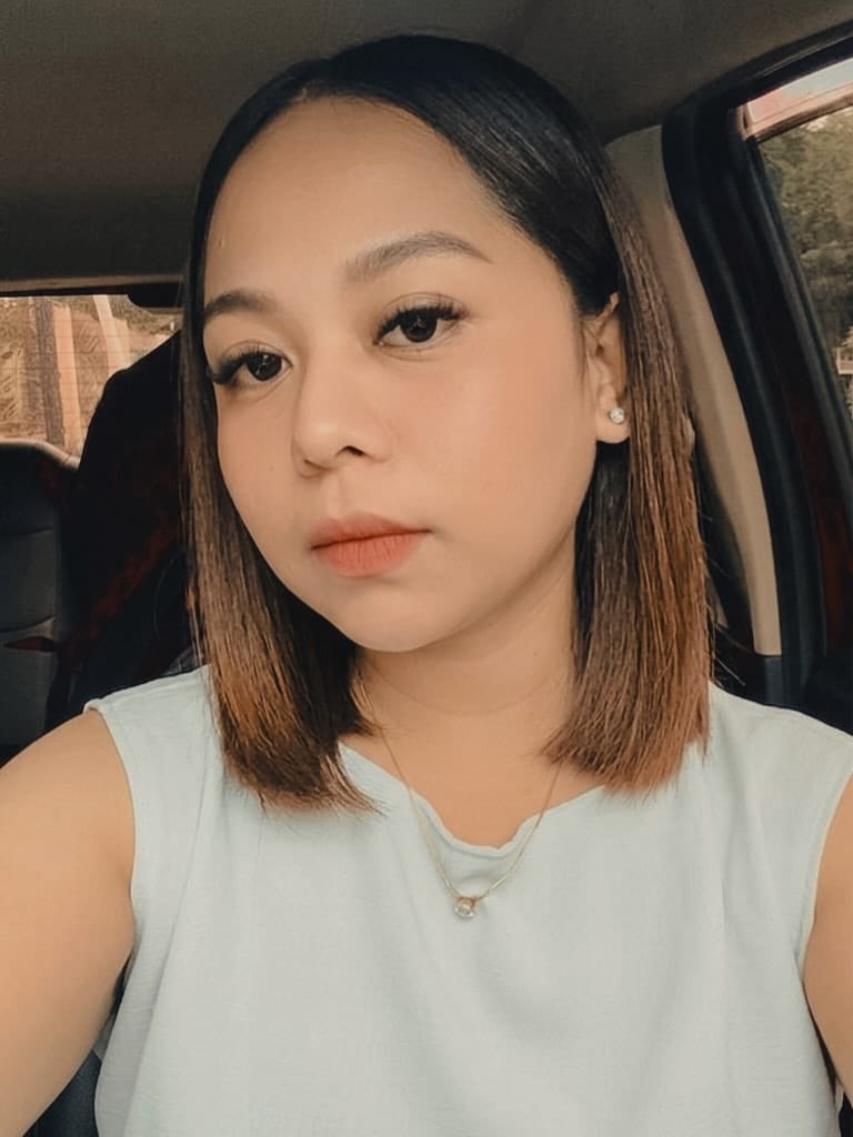 Post 6 by Yeyen Toelle on Instagram (carousel)