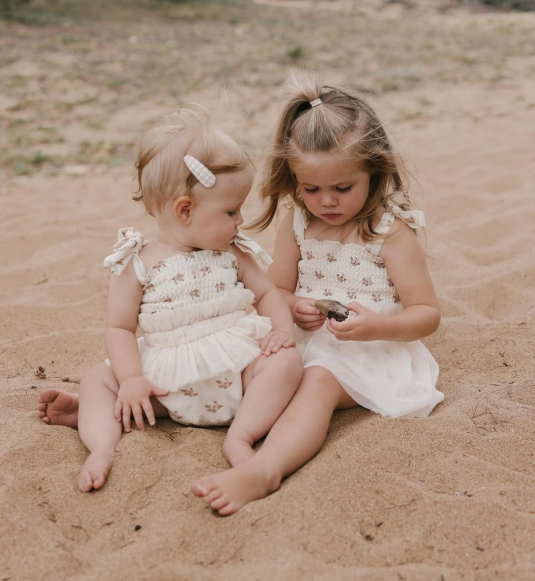Post 6 by Maddy | Kenzi | Airlie on Instagram (carousel)