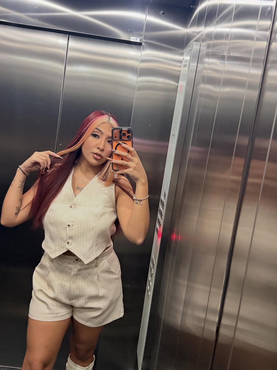 Post 3 by Victoria de Sousa UGC on Instagram (carousel)