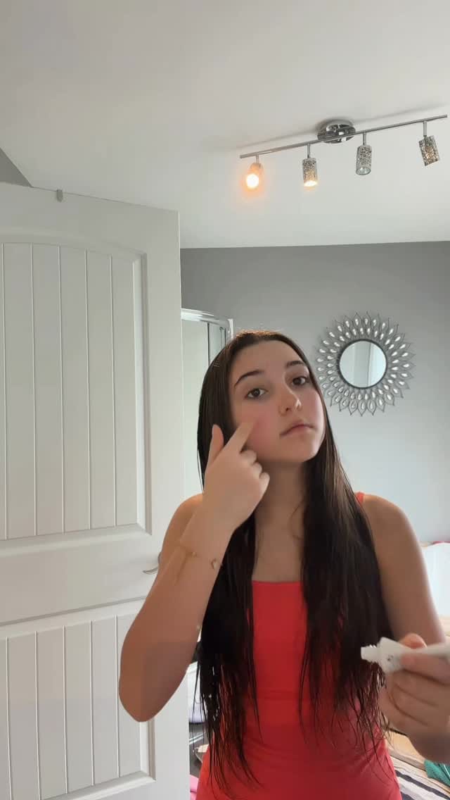 Post 10 by Amélie Tremblay on Instagram (video)
