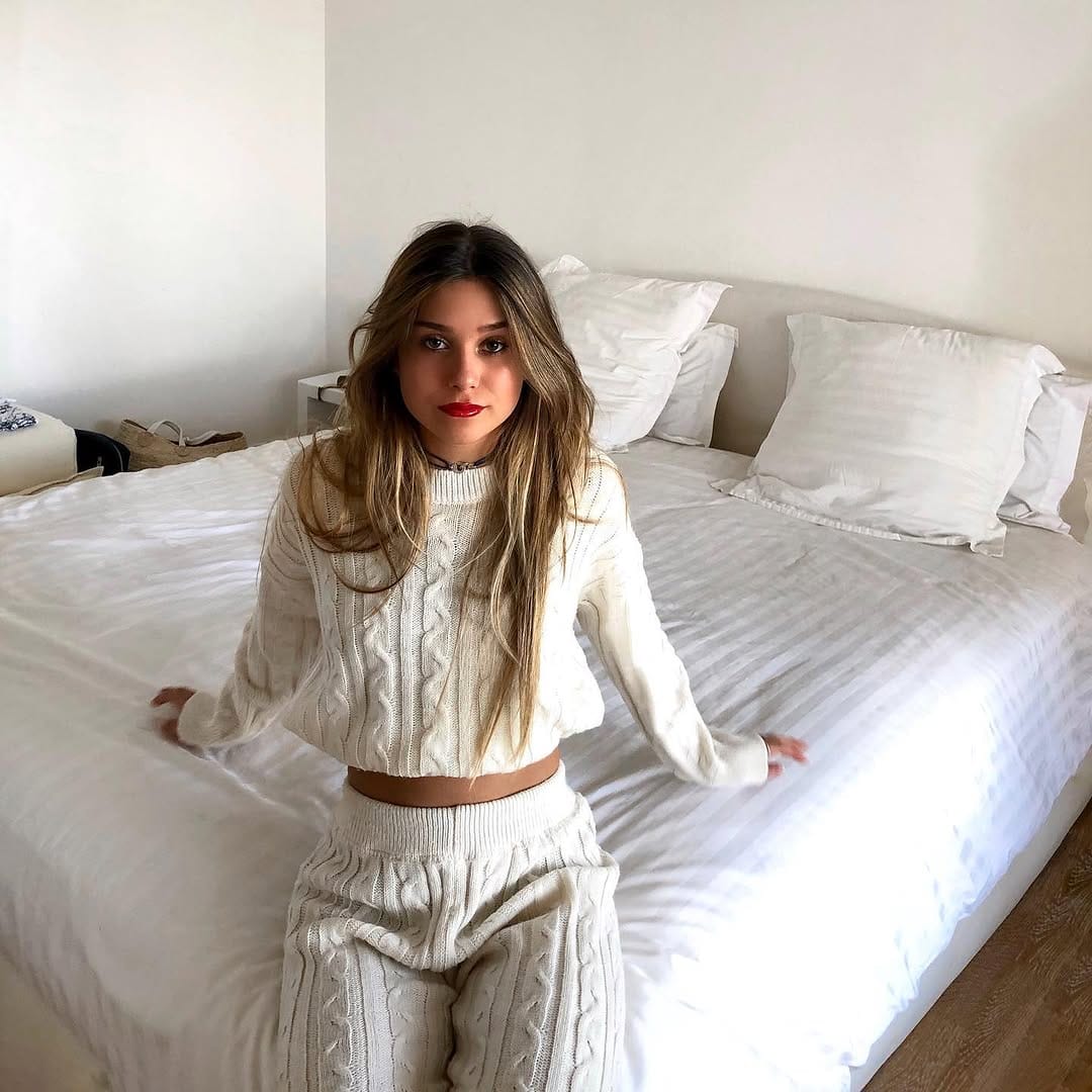 Post 9 by VICTORIA 🐅 on Instagram (carousel)