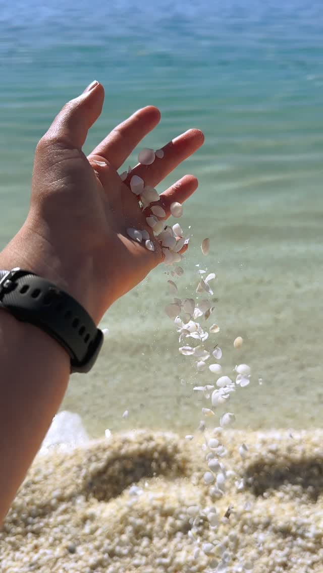 Post 5 by Kane J & Isabella Ellen | Western Australia + Beyond on Instagram (video)