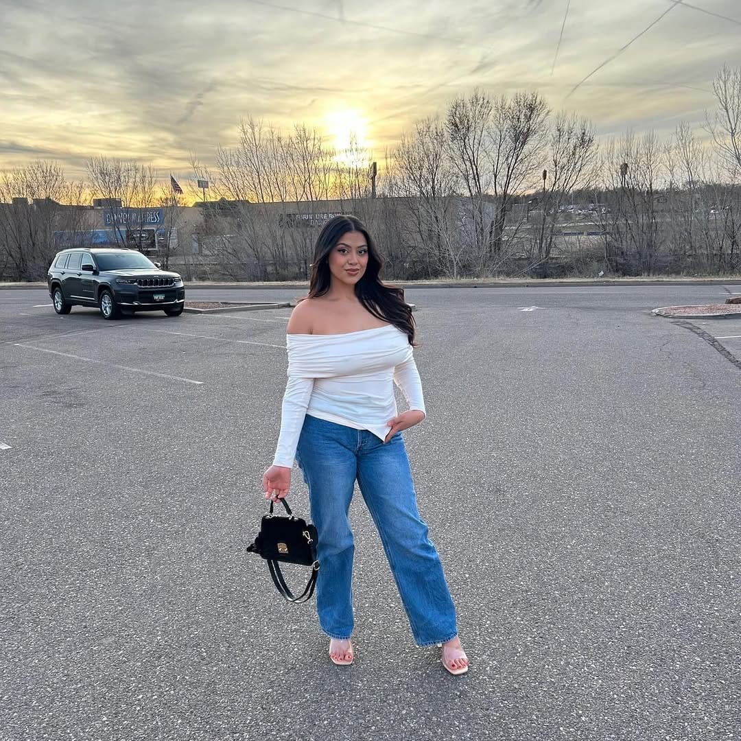 Post 3 by Victoria Perez on Instagram (carousel)
