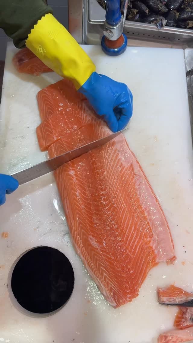Post 4 by Peix a Casa | Pescadería Online 🐟🦐 on Instagram (video)