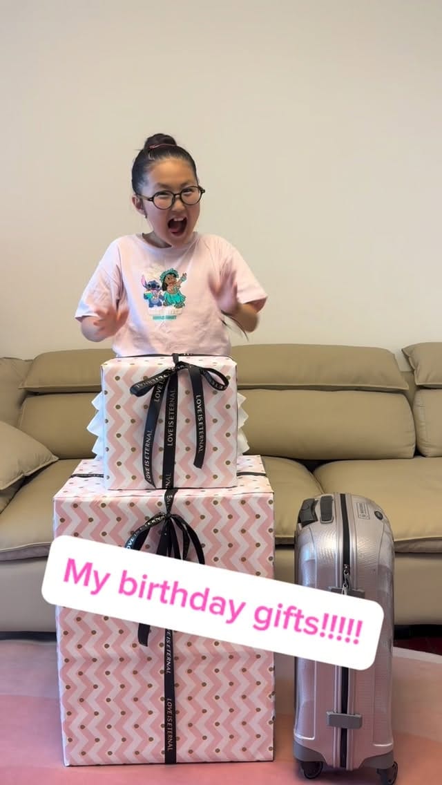 Post 6 by Victoria Danny on Instagram (video)