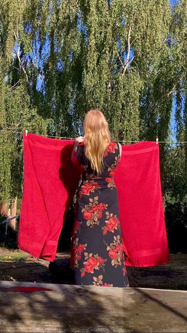 Post 10 by Catherine O’Brien on Instagram (video)