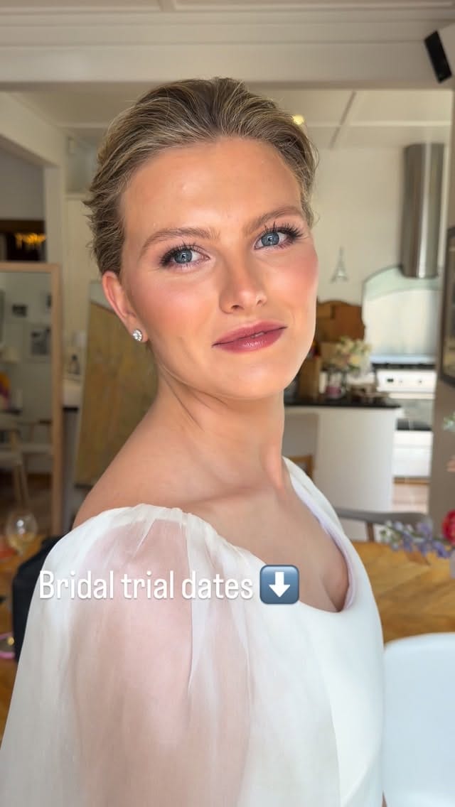 Post 1 by SCARLETT QUARMBY Australian Makeup Artist on Instagram (video)