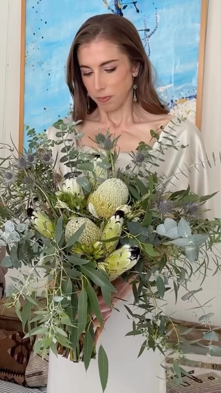 Post 7 by Nikkieglamour on Instagram (video)