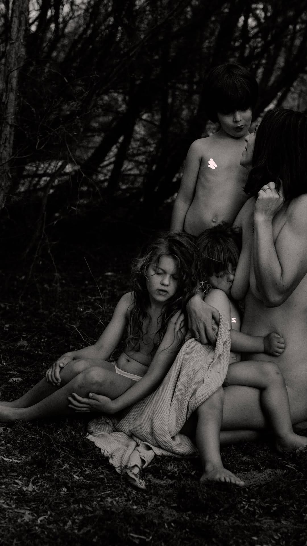 Post 9 by FOLK Photography: Alana Ridgway Family + Maternity photographer on Instagram (video)
